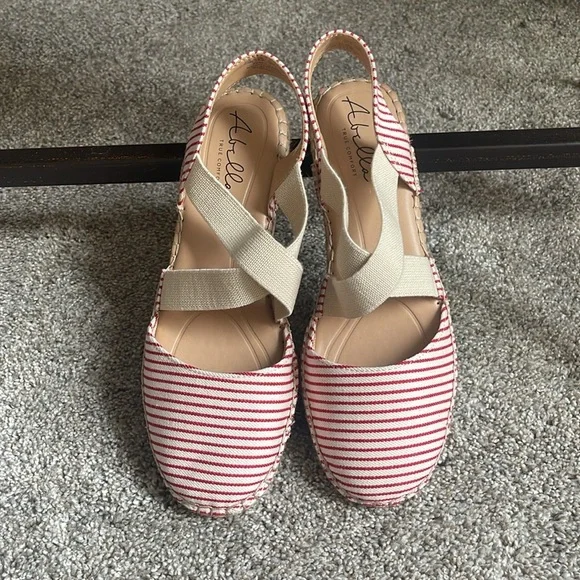 Abella Red & White True Comfort Shoes - Picture 1 of 12